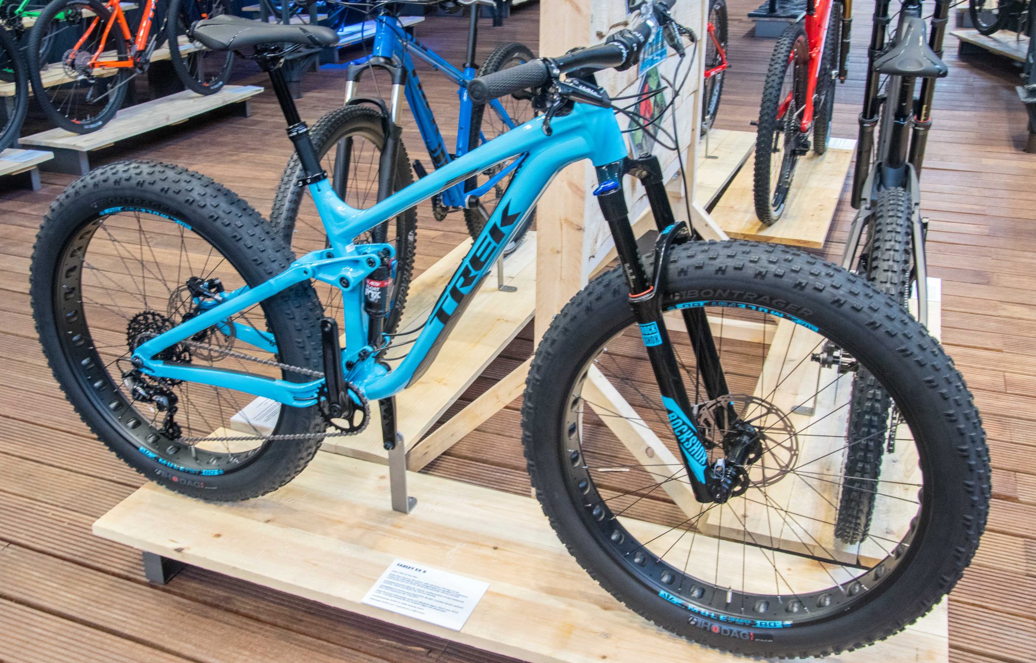 Voor het eerst op Nederalndse bodem: de gloednieuwe Farley EX. Een echte 'go anywhere-bike' die zomer en winter niet te stoppen is, hoe zwaar het terrein ook wordt.