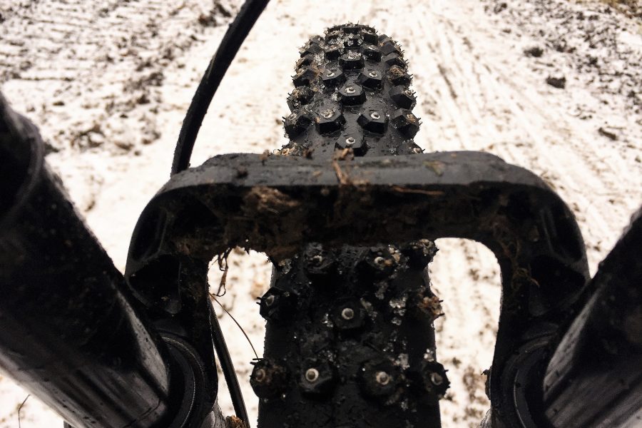 5 tips voor het rijden bij ijzel of extreme winterse omstandigheden